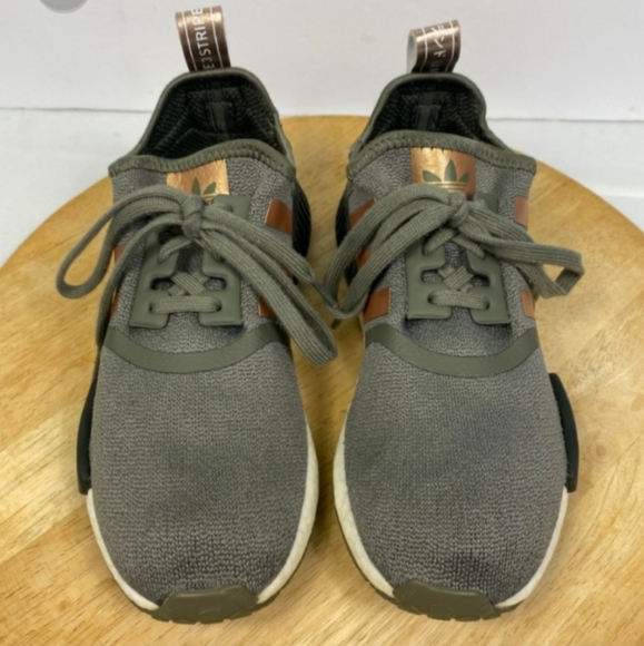 Adidas Originals NMD_R1 Boost Shoes Sneakers Womens 7.5 Green Casual Activewear - Picture 4 of 12